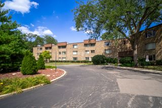 2600 Brookwood Way Drive 113A, Rolling Meadows, IL 60008