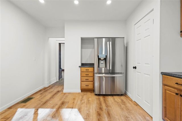 136 North Street, Ridgeway, NY 14103