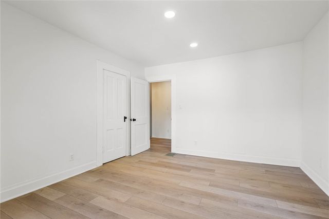 136 North Street, Ridgeway, NY 14103