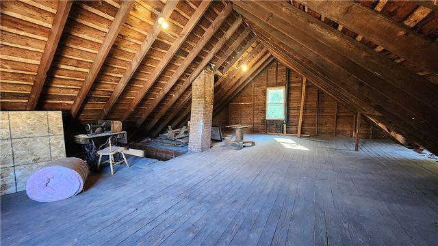 136 North Street, Ridgeway, NY 14103