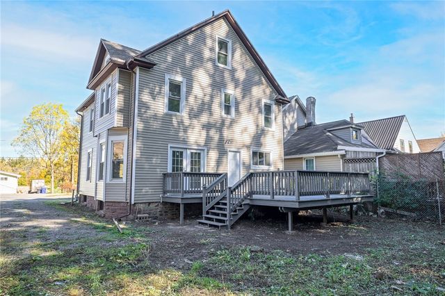 136 North Street, Ridgeway, NY 14103