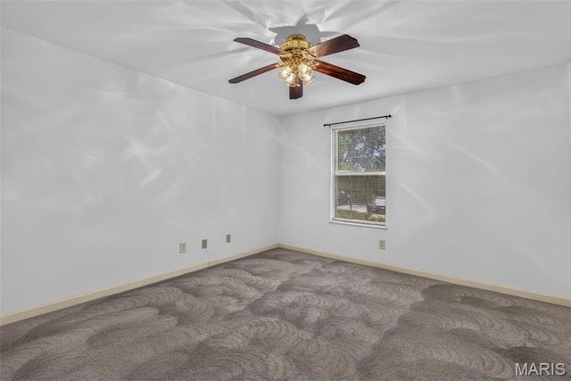 1211 Mangrove Lane 6, St Louis, MO 63125