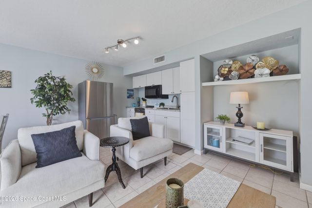1209 E New Haven Avenue 104, Melbourne, FL 32901