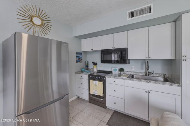 1209 E New Haven Avenue 104, Melbourne, FL 32901