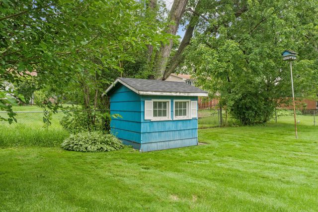 413 Whitegate Lane, Minnetonka, MN 55391
