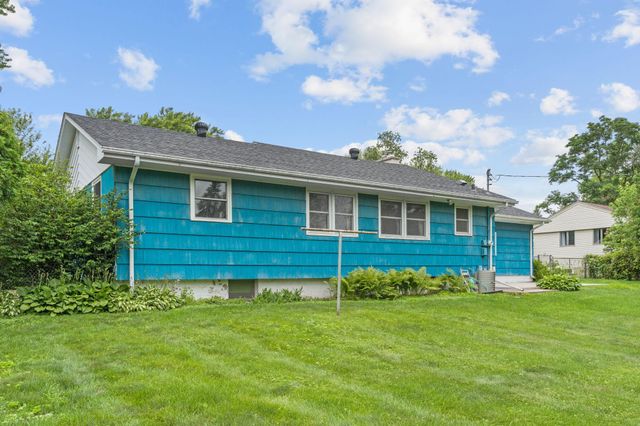 413 Whitegate Lane, Minnetonka, MN 55391
