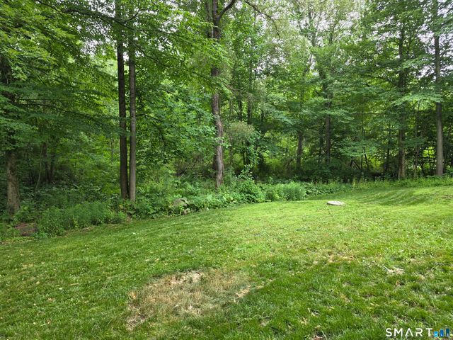 61 Wildwood Drive, Lebanon, CT 06249