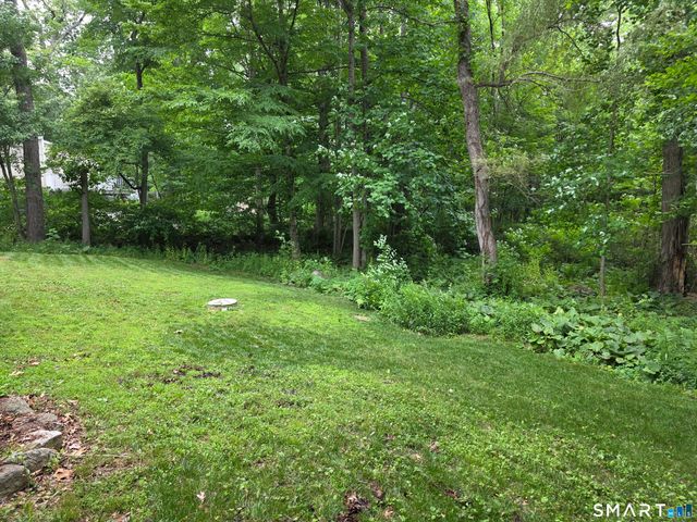 61 Wildwood Drive, Lebanon, CT 06249