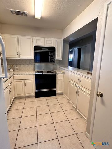1009 Hazelton Street, San Marcos, TX 78666