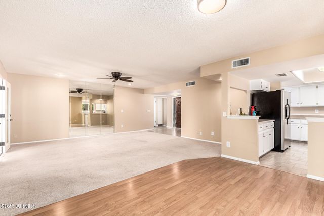 10413 E SILVERTREE Drive, Sun Lakes, AZ 85248