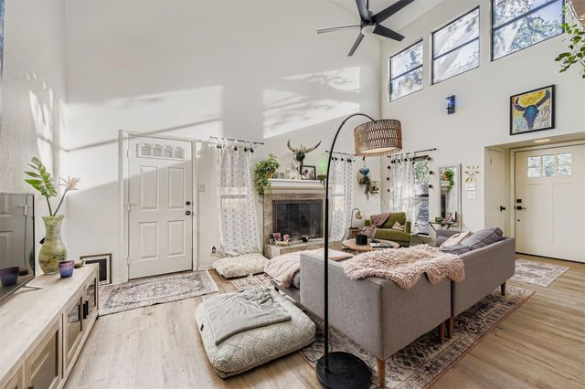 3305 W William Cannon DR A, Austin, TX 78745