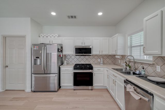 436 Grey Feather CT, Round Rock, TX 78665
