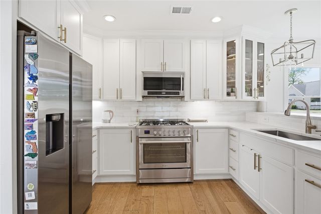 307 S Depot Street, Seneca, SC 29678