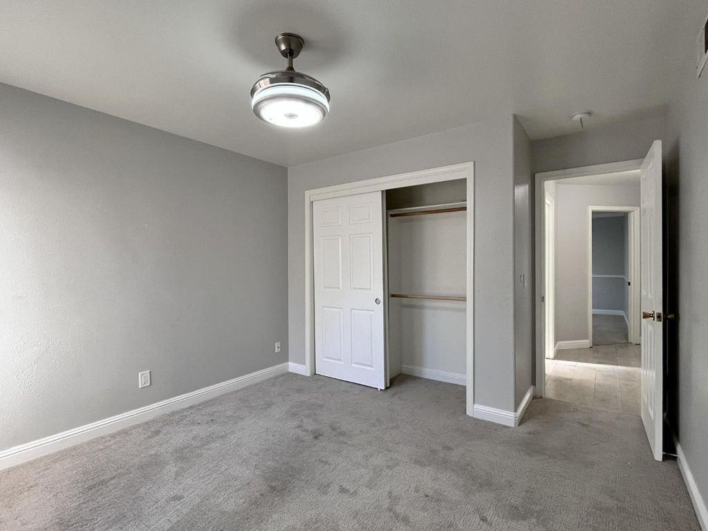 Image 19 of property listing at 3278 Magnolia Avenue, Clovis, CA 93611