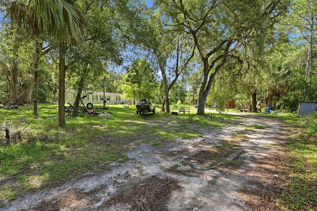 6590 E HIGHWAY 316, Citra, FL 32113