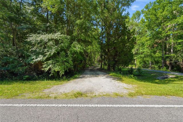 6590 E HIGHWAY 316, Citra, FL 32113