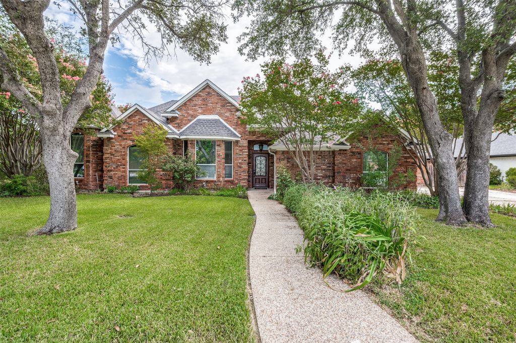 252 Plantation Drive, Coppell, TX 75019 — exterior