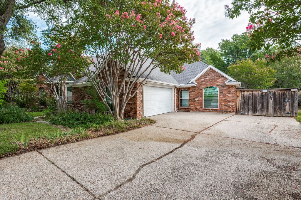 252 Plantation Drive, Coppell, TX 75019 — photo 2