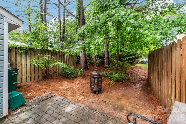 15411 Asterwind Court, Charlotte, NC 28277