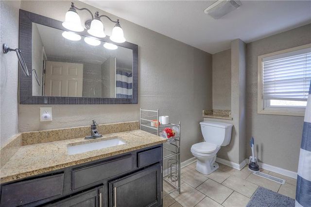 7444 Barnes Drive, Kansas City, KS 66109