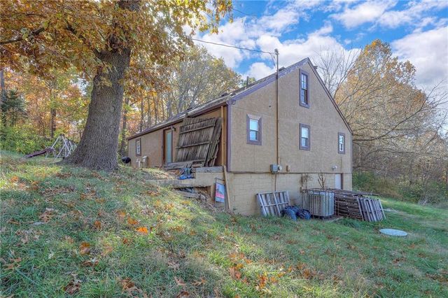 7444 Barnes Drive, Kansas City, KS 66109