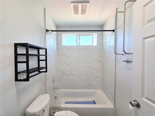 720 W Cherry St, Compton, CA 90222