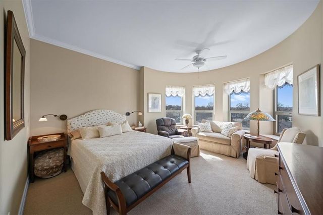 4950 Central Street 606, Kansas City, MO 64112