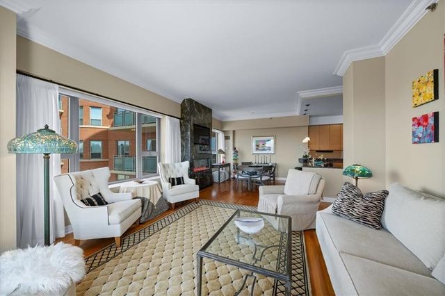 4950 Central Street 606, Kansas City, MO 64112