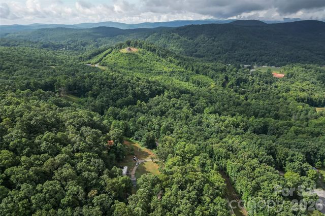 3515 High Peak Valley, Valdese, NC 28690