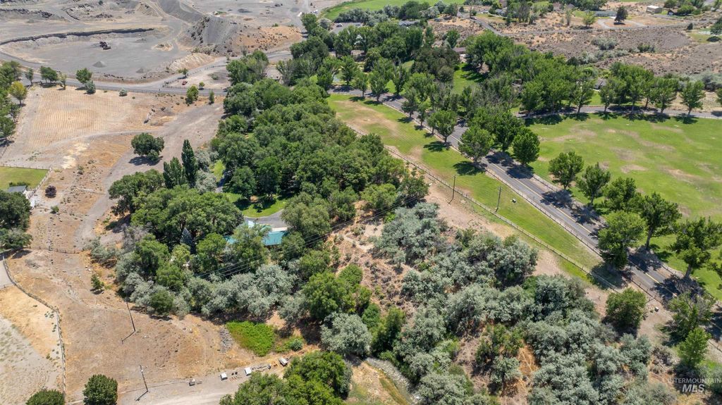 1314 River Road, Buhl, ID 83316 photo 2