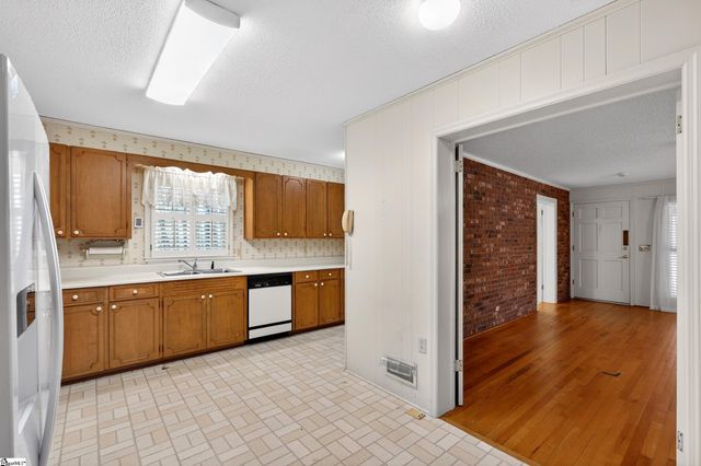 1010 Highway 14 W, Landrum, SC 29356