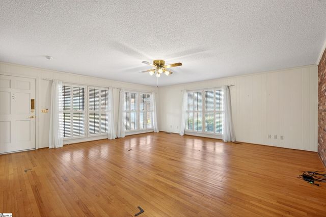 1010 Highway 14 W, Landrum, SC 29356