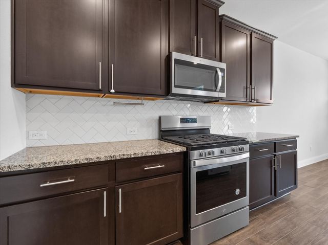 3020 Cobalt Drive, Aubrey, TX 76227