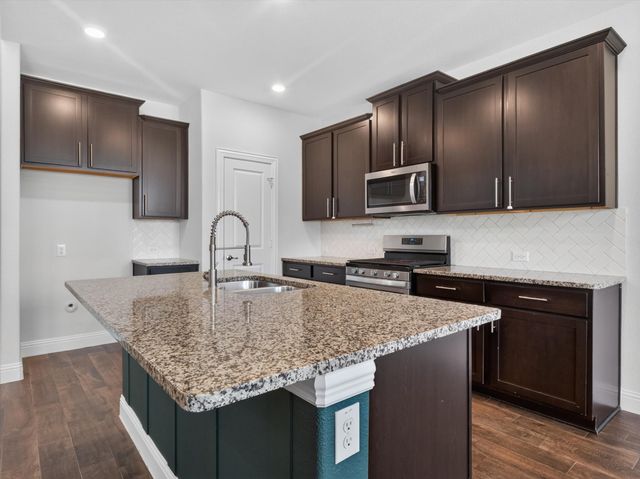 3020 Cobalt Drive, Aubrey, TX 76227