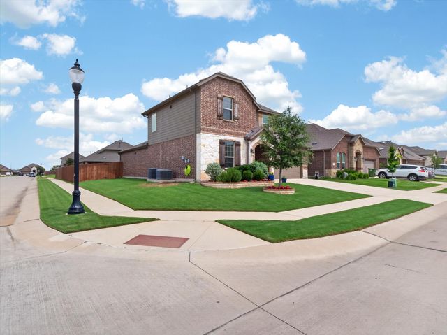 3020 Cobalt Drive, Aubrey, TX 76227