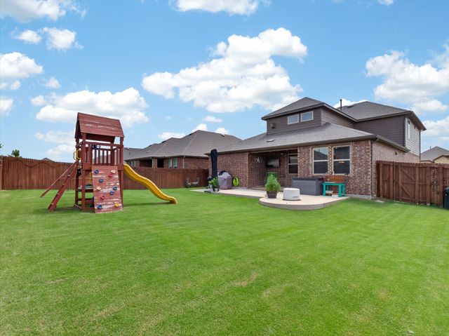 3020 Cobalt Drive, Aubrey, TX 76227