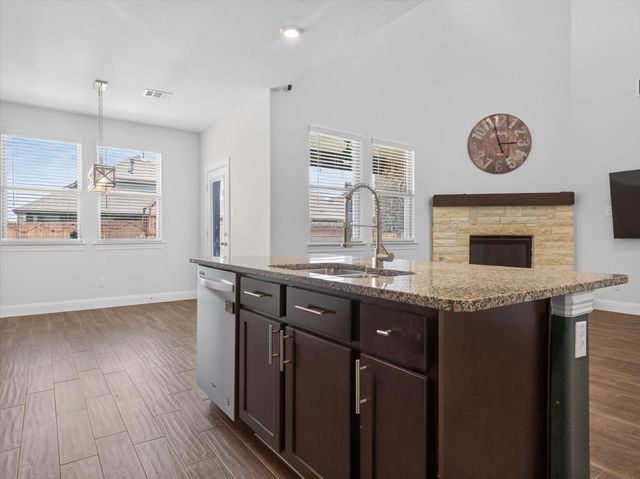 3020 Cobalt Drive, Aubrey, TX 76227
