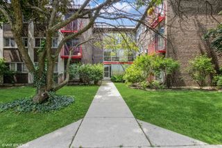 8524 Skokie Boulevard 3A, Skokie, IL 60077