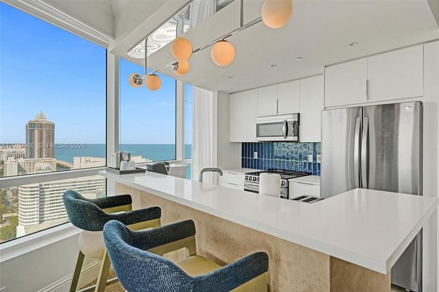 4401 Collins Avenue 2915, Miami Beach, FL 33140