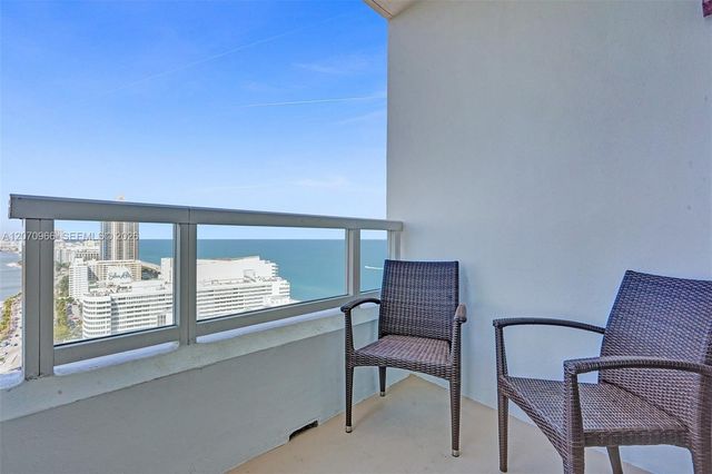 4401 Collins Avenue 2915, Miami Beach, FL 33140