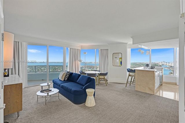 4401 Collins Avenue 2915, Miami Beach, FL 33140