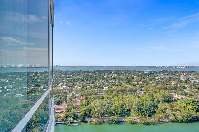 4401 Collins Avenue 2915, Miami Beach, FL 33140