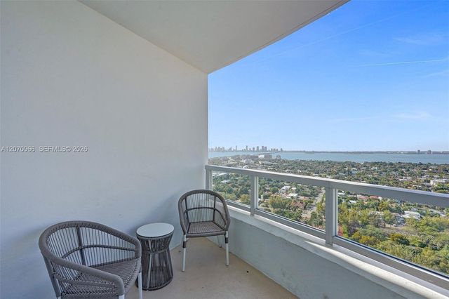 4401 Collins Avenue 2915, Miami Beach, FL 33140