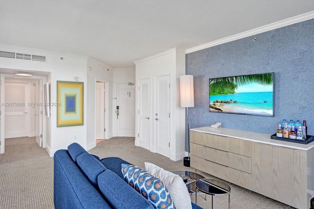4401 Collins Avenue 2915, Miami Beach, FL 33140