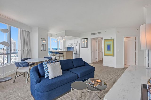 4401 Collins Avenue 2915, Miami Beach, FL 33140