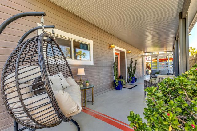 527 Jade Lane, Palm Springs, CA 92264