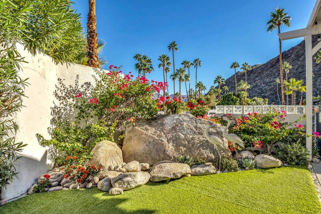 527 Jade Lane, Palm Springs, CA 92264