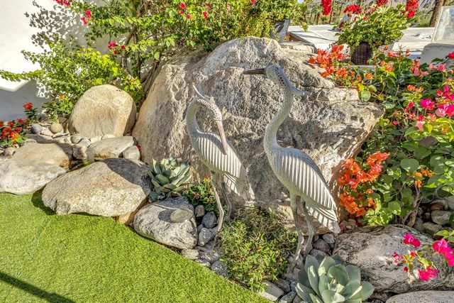 527 Jade Lane, Palm Springs, CA 92264