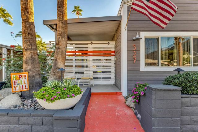 527 Jade Lane, Palm Springs, CA 92264