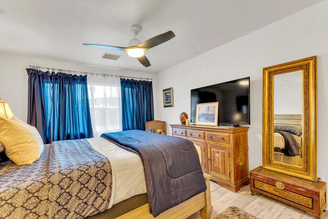 527 Jade Lane, Palm Springs, CA 92264